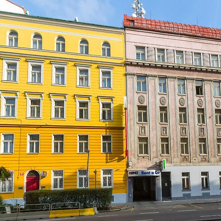 Abe Hotel Praha Bagian luar foto