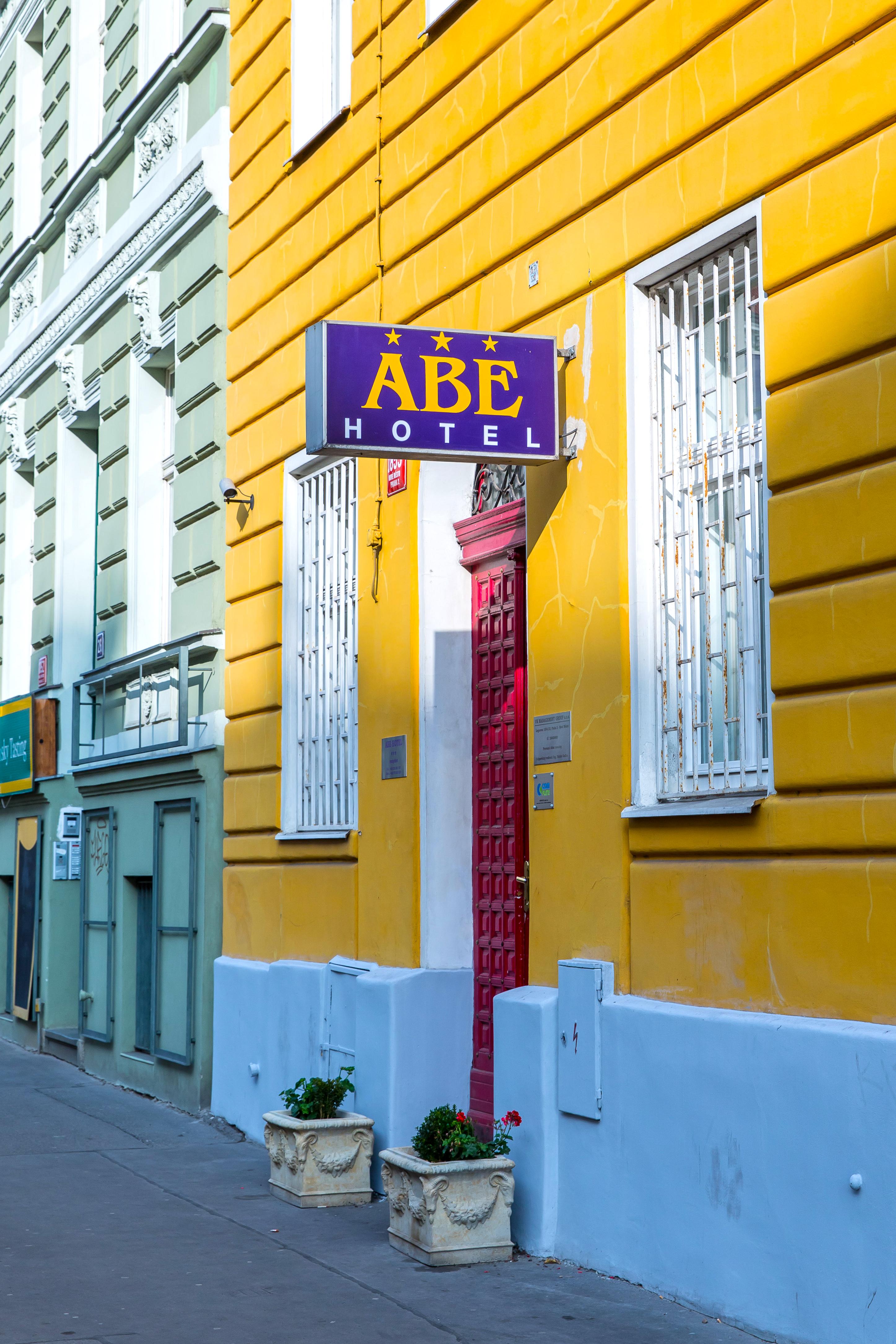Abe Hotel Praha Bagian luar foto