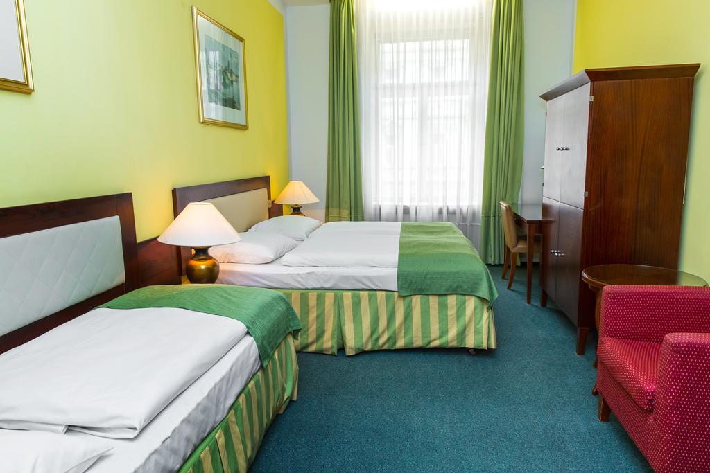 Abe Hotel Praha Bagian luar foto