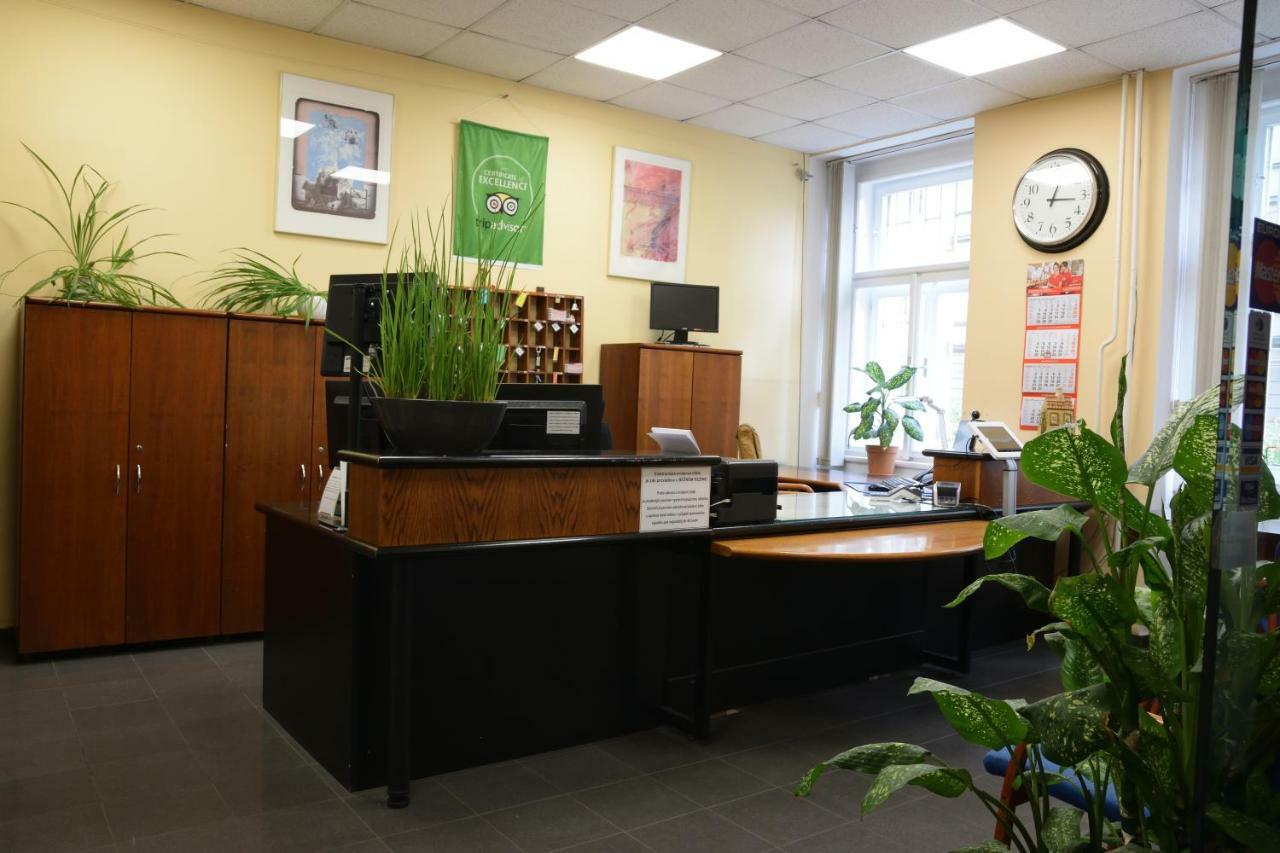 Abe Hotel Praha Bagian luar foto